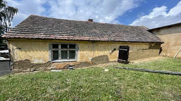 oprava-fasady-a-natazeni-nove-omitky-stupno13